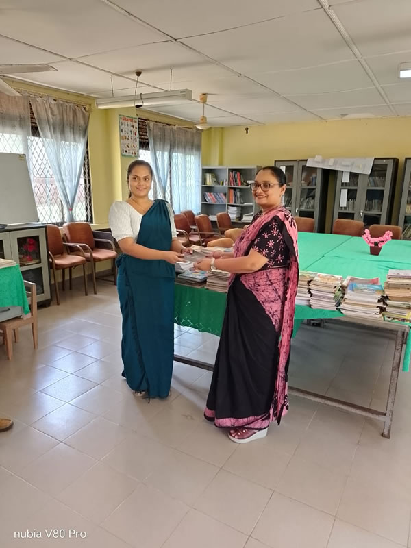 Library book donation program Epitamulla primary school kurunegala (1)